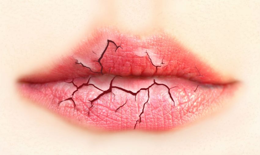 10 бальзамов для губ, которые спасут в самой сложной ситуации