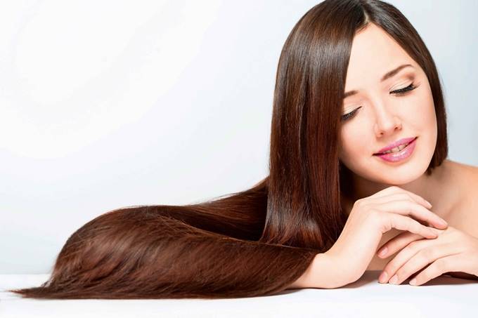 10 самых эффективных масок для волос из обычных продуктов